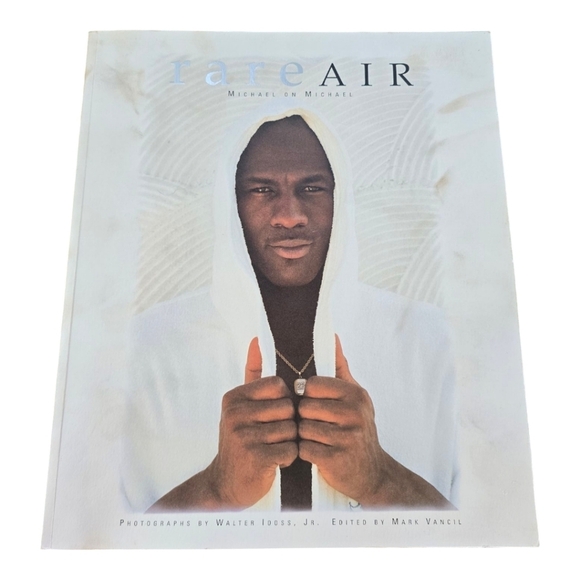 Michael Jordan Basketball Sports Illustrated Newsweek Magazine Book Collection - Picture 1 of 12